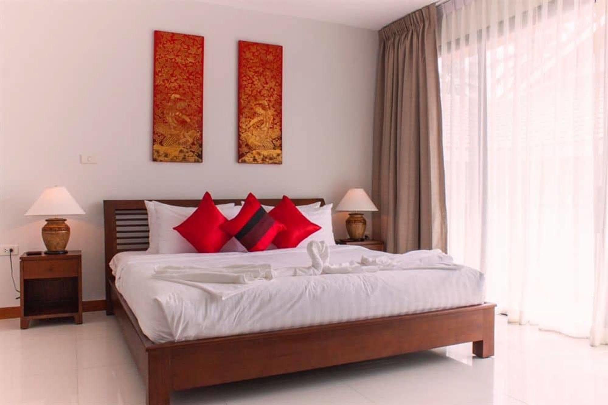 Villa Gardens Choeng Mon